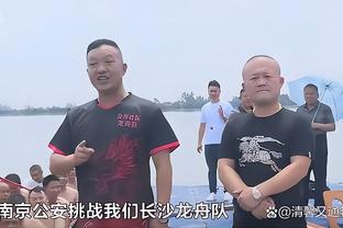 记者：菲利普斯愿意租借到尤文 加盟后洛卡特利可能改踢边前腰